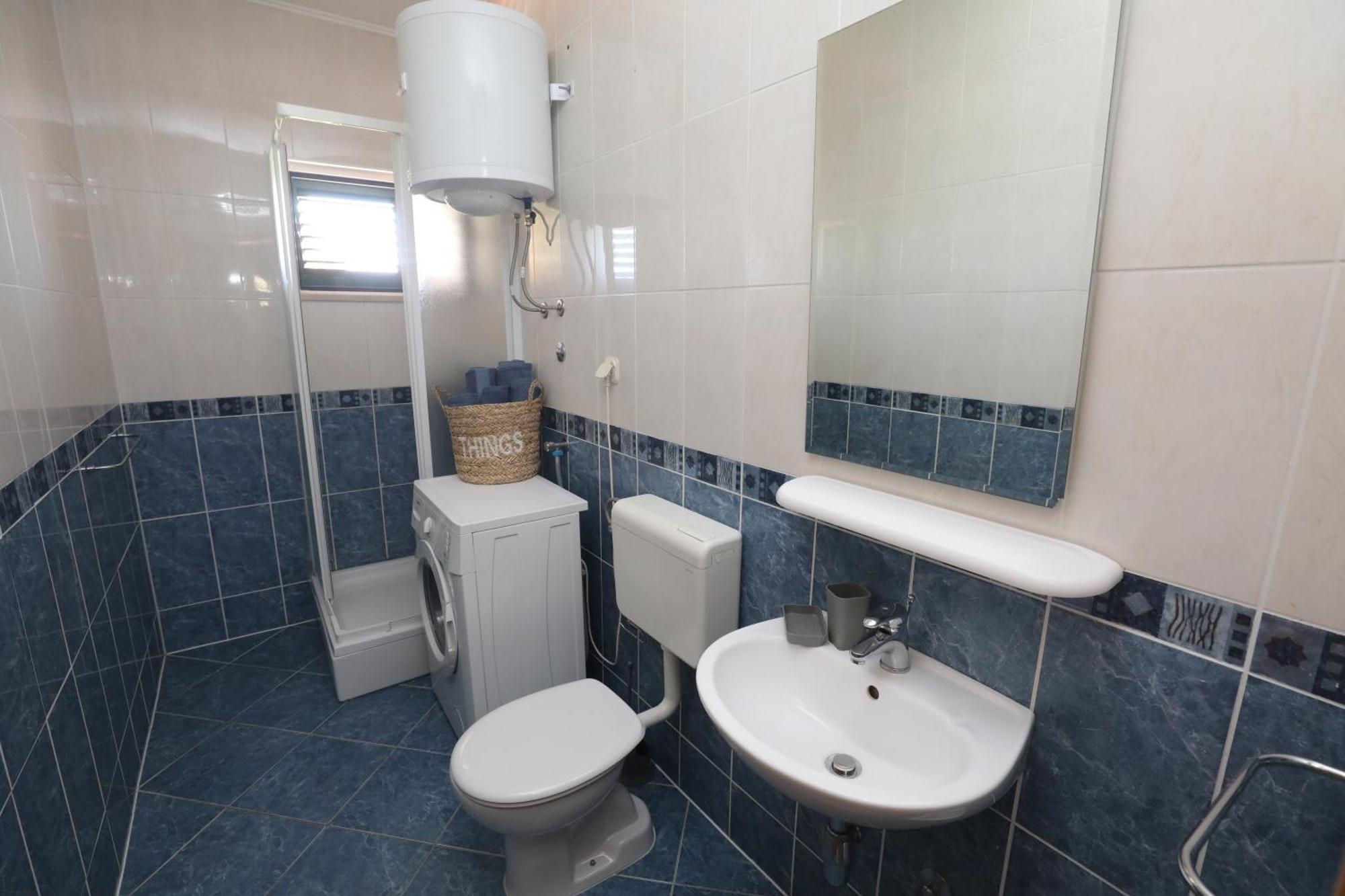 1 Apartment